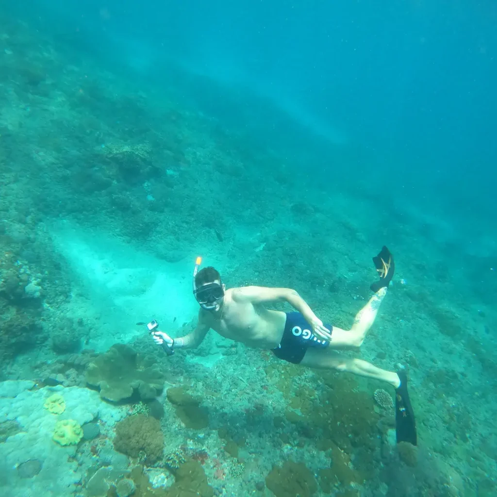 snorkeling virgin beach bali