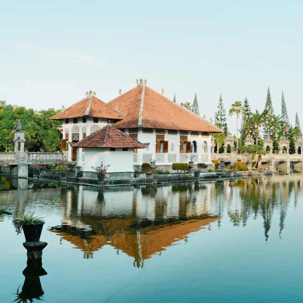 taman ujung water palace