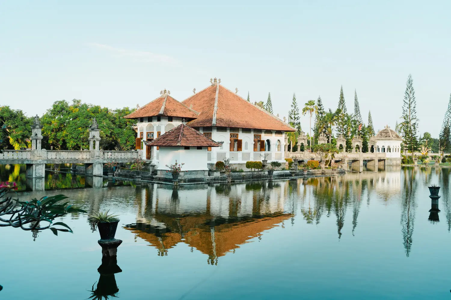 taman ujung water palace