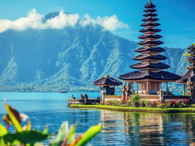 vecteezy_ai-generated-travelling-to-bali-advertisment-background-with_37248411-1-1